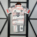 BAYERN DE MUNICH II 25/26 CONJUNTO INFANTIL